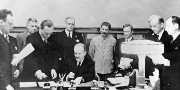 Stasera in TV: Il patto Hitler - Stalin