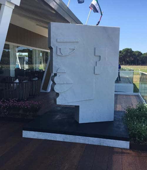 Sculture monumentali Henraux accolgono lo Sceicco di Dubai, Mohammed Bin Rashid Al Maktoum