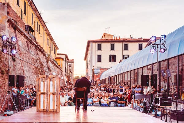 Torna a Livorno il festival di Teatro di narrazione "Scenari di quartiere"