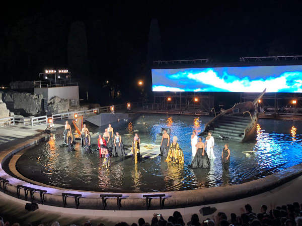 Stasera in TV: "Elena" dal Teatro Greco di Siracusa