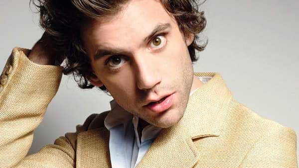 MIKA, il nuovo singolo oggi in radio è TOMORROW. Il brano è contenuto nel disco "My Name Is Michael Holbrook"