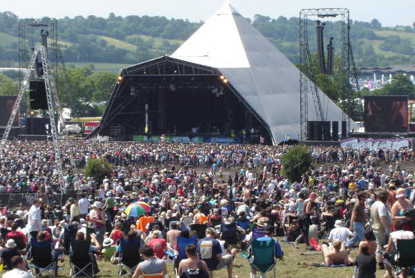 Stasera in TV: "Glastonbury. The Movie In Flashback"