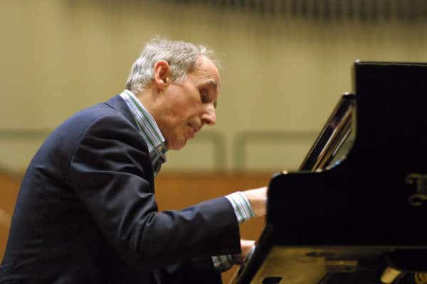 Bruno Canino e Orchestra Fiorentina in concerto al Conservatorio Cherubini Bruno Canino e Orchestra Fiorentina in concerto al Conservatorio Cherubini