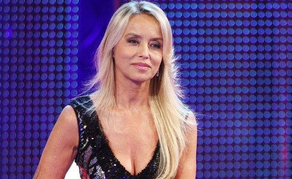 Stasera in TV: "Le ragazze", la nuova stagione con Gloria Guida: storie di donne, di passione, di amore e di coraggio