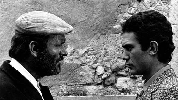 Stasera in TV: "Padre Padrone", il film dei fratelli Taviani Palma d'oro a Cannes per "Binario Cinema"