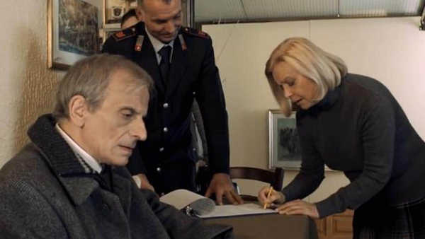 Stasera in TV: "Cronaca di una passione", un film drammatico con Vittorio Viviani e Valeria Ciangottini