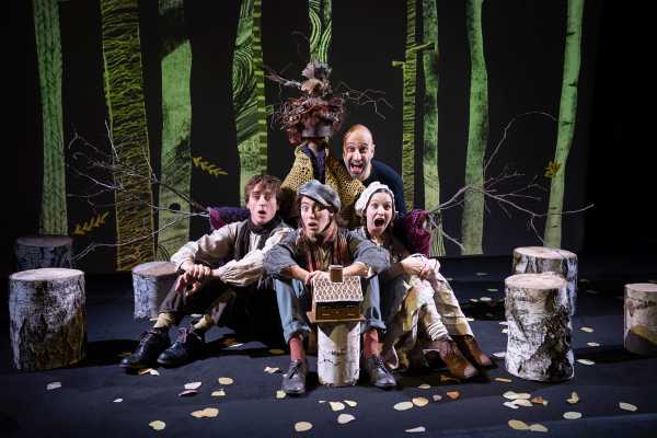 Al Piccolo Teatro "Hänsel e Gretel, tra filastrocca e ballata"