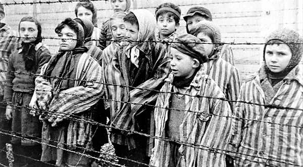Stasera in TV: Le piccole vittime dell'Olocausto
