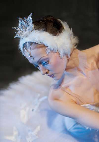 La danza delle feste con "Il lago dei cigni" del Russian Classical Ballet