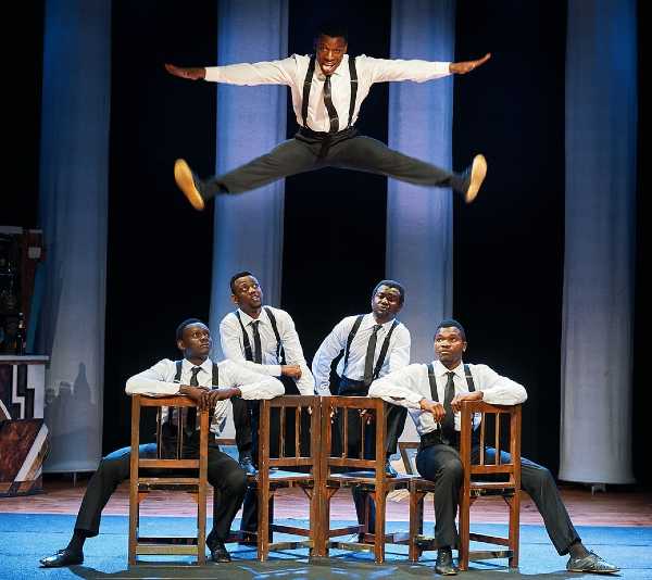 Con The Black Blues Brothers un travolgente spettacolo comico-musicale per tutta la famiglia