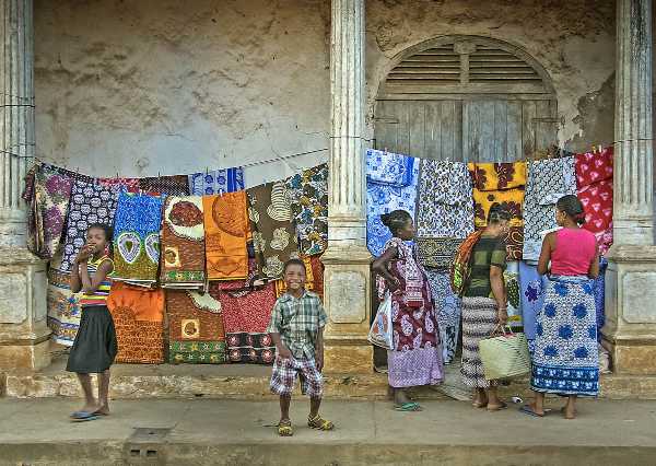 Appunti di viaggio di due fotografi italiani: I vividi colori del Madagascar e le suggestive atmosfere occidentali