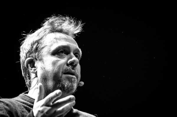 Gabriele Cirilli al Teatro Garbatella con "Mi piace...di più"