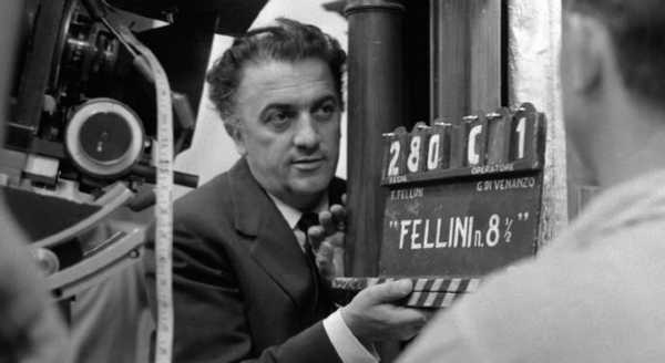 Stasera in TV:"Block-notes di un regista". Un autoritratto di Fellini