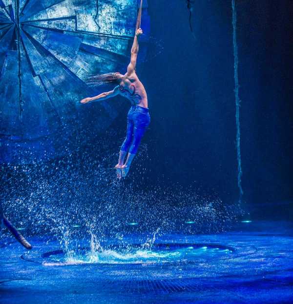 Stasera in TV: "Cirque du Soleil - Delirium" Stasera in TV: "Cirque du Soleil - Delirium"