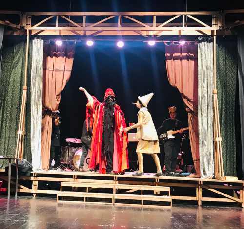 "Le avventure di Pinocchio ovvero bugie musicali" al Teatro Puccini di Firenze