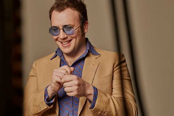 Raphael gualazzi: al via le prevendite del nuovo tour 2020. Dopo la partecipazione a Sanremo, l'artista da aprile nei teatri con i brani del nuovo album