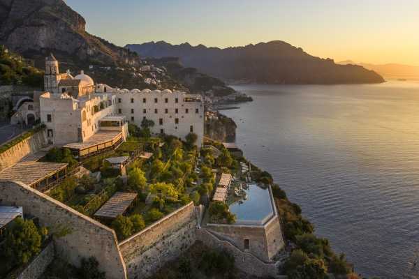 Il Monastero Santa Rosa Hotel & Spa di Conca dei Marini (Sa) "Hotel of The Year" agli European Hotel & Restaurant Awards 2020