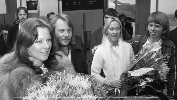 Stasera in TV: "Rock Legends". Abba Special '50