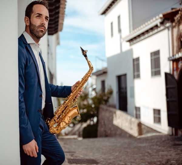 Al Museo del Sax "Sax Side Stories" e la mostra "Fellini, un visionario sul set"
