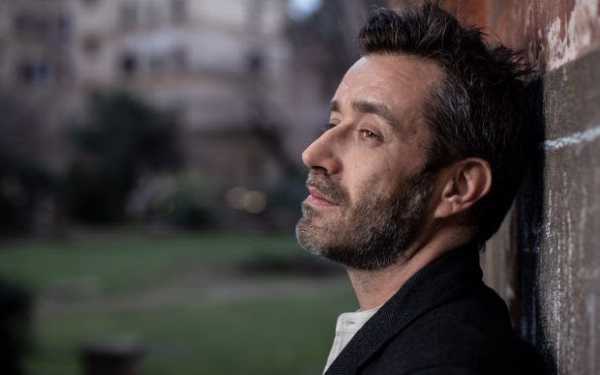 Cortinametraggio: Miriam Leone è Oriana Fallaci. Per i videoclip Daniele Silvestri mette insieme una squadra di attori