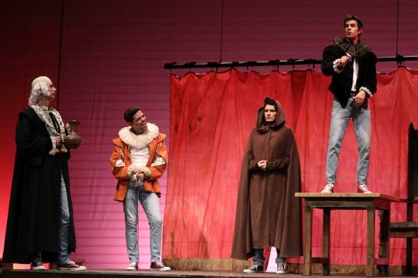 "I PROMESSI SPOSI ovvero: questo spettacolo non s'ha da fare" in prima nazionale al Teatro di Rifredi