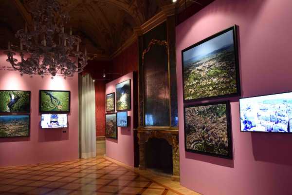 Fondazione CariPerugia Arte aderisce a #iorestoacasa. Sui canali social visite virtuali alle mostre realizzate negli anni