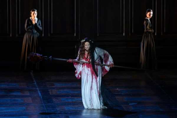 Oggi in TV: "Domenica all'opera". Le donne di Donizetti: Lucia di Lammermoor firmata da Graham Vick