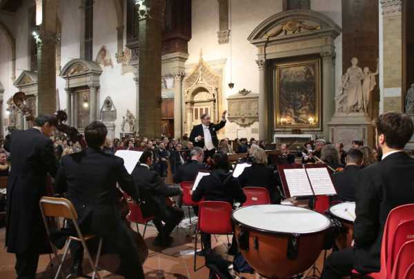 40 ANNI DI ORCHESTRA DA CAMERA FIORENTINA - Il direttore e fondatore Lanzetta ripercorre la storia dell'ensemble