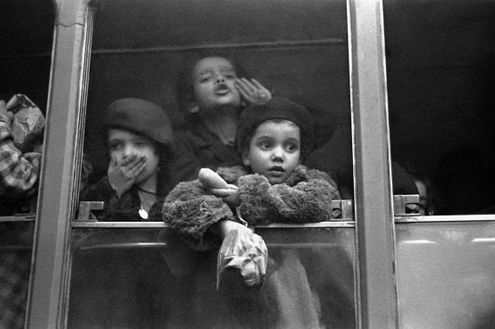 Stasera in TV: "Americans 1943-1945". Rai Storia racconta "Napoli a stelle e strisce"