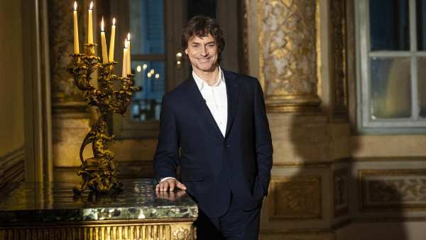 Stasera in TV: "Tornano su Rai1 le "Meraviglie" di Alberto Angela". Toni Servillo e Monica Bellucci raccontano i tesori della Campania e dell'Umbria