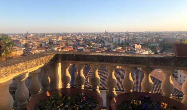 Crescono le adesioni ad #aprolafinestraeregistro, l’iniziativa per documentare il Paesaggio Sonoro del Covid19Crescono le adesioni ad #aprolafinestraeregistro, l’iniziativa per documentare il Paesaggio Sonoro del Covid19