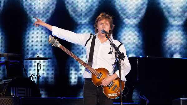 Stasera in TV: "Ghiaccio bollente". Paul McCartney - The Love We Make
