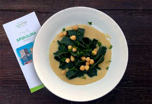 Il Cilento innova il suo piatto tipico: Lagane e ceci alla Spirulina, per un piatto pieno di salute