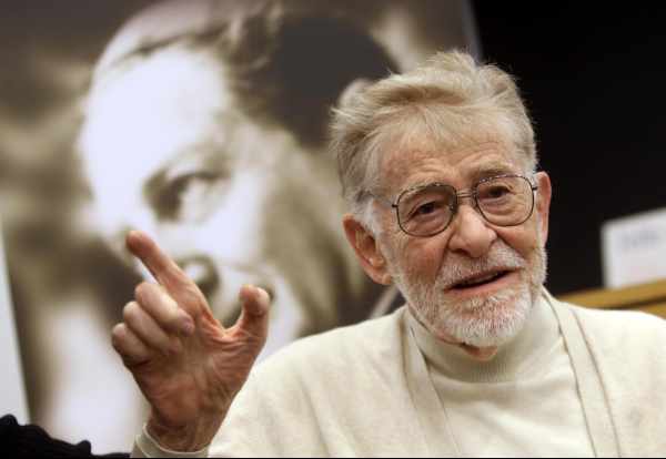 Stasera in TV: "Ermanno Olmi firma "Lunga vita Stasera in TV: "Ermanno Olmi firma "Lunga vita alla signora"". Per il "Cinema Italia" di Rai Storia (canale 54)alla signora"". Per il "Cinema Italia" di Rai Storia (canale 54)