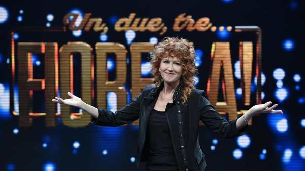Stasera in TV: "Fiorella Mannoia torna in prima serata su Rai1 con "Un, due, tre...Fiorella!"". Una serata unica con il meglio del suo "one woman show"