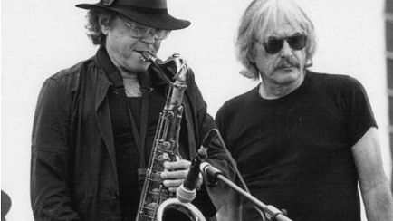 Stasera in TV: "Ghiaccio bollente". Umbria Jazz 2001: Gato Barbieri e Enrico Rava band su Rai5