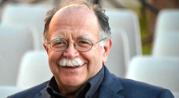 Stasera in TV: ""Save the date", l'agenda culturale di Rai5 (canale 23)".  Ospite lo scrittore Walter Siti