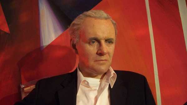 Stasera in TV: "Le "Stars of the Silver Screen" di Rai5 (canale 23)". Anthony Hopkins, il "cattivo"
