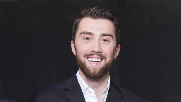 Oggi in TV: "Timeline Focus, su Rai3 dal primo all'ultimo social con Marco Carrara".  Ospite il climatologo Luca Mercalli