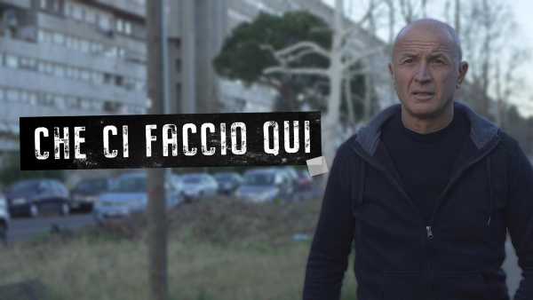 Stasera in TV: ""Dalla tua parte", una storia d'amore a "Che ci faccio qui"". Massimo Manni e il "santuario" egli