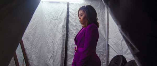 BECOMING - Il documentario su Michelle Obama dal 6 maggio su NETFLIX BECOMING - Il documentario su Michelle Obama dal 6 maggio su NETFLIX