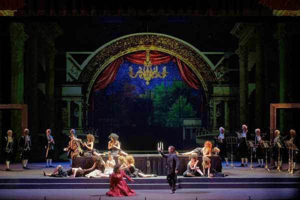 Stasera in TV: "La seduzione di Don Giovanni nel "Volo del calabrone" di Michieletto". Tra gli ospiti, su Rai5 (canale 23), Umberto Orsini e Sonia Bergamasco