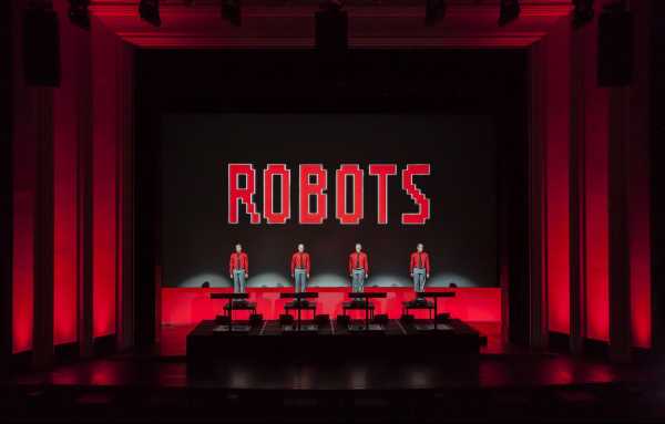 KRAFTWERK: rinviate ad aprile 2021 le date italiane, previste a maggio, del tour 3-D dei pionieri della musica elettronica. I biglietti già acquistati rimarranno validi per le nuove date