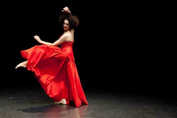 Oggi in TV: "La danza di Cristiana Morganti su Rai5 (canale 23)". "Jessica and me" dal Teatro Funaro di Pistoia