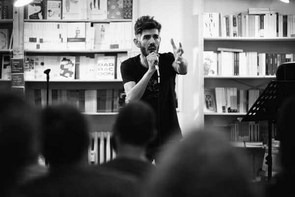 Zoom Poetry Slam passa alla fase 2 - oggi va in scena la seconda manche del torneo di poesia performativa del Teatro Stabile del Veneto