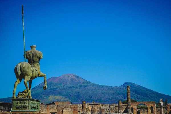 POMPEI E IL TURISMO SOSTENIBILE: oggi il Direttore Generale Massimo Osanna in diretta