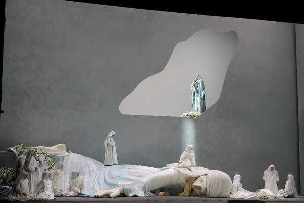 Stasera in TV: "Il Trittico di Puccini firmato Ronconi". Su Rai5 (canale 23) con Chailly sul podio