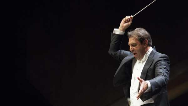 Stasera in TV: "L'Orchestra Sinfonica Nazionale riparte con Daniele Gatti, Fabio Luisi e i Gruppi da Camera"