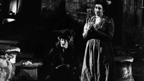 Stasera in TV: "Olmi, Piavoli e Monicelli firmano il Trittico di Puccini". L'allestimento del 1983 in prima serata su Rai5 (canale 23)