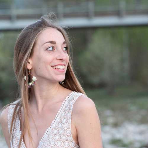 Caterina: ecco il nuovo video "Il cielo in una scatola", estratto da "Caterina", il disco d'esordio della giovane cantautrice trentina